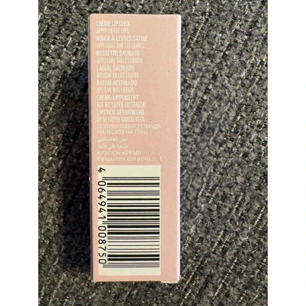 Kylie Cosmetics Creme Lipstick 613 If Looks Could Kill Satin Finish
